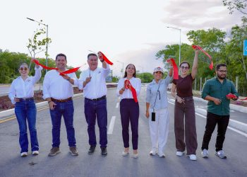 Ana Paty Peralta inaugura avenida 127 en Cancún