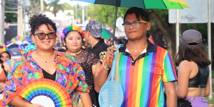 Cancún facilita trámite gratuito de identidad