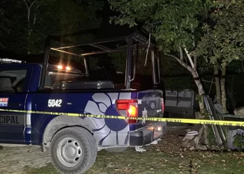 Cancún: encuentran a hombre sin vida en taxi abandonado