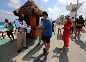 Quintana Roo atento a medidas por brote de ébola