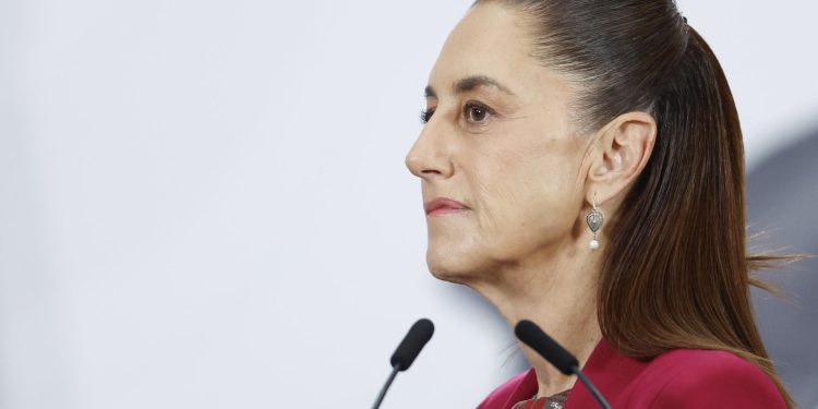 “Es falso que la CIA opere en México”: Sheinbaum responde a reporte de CNN