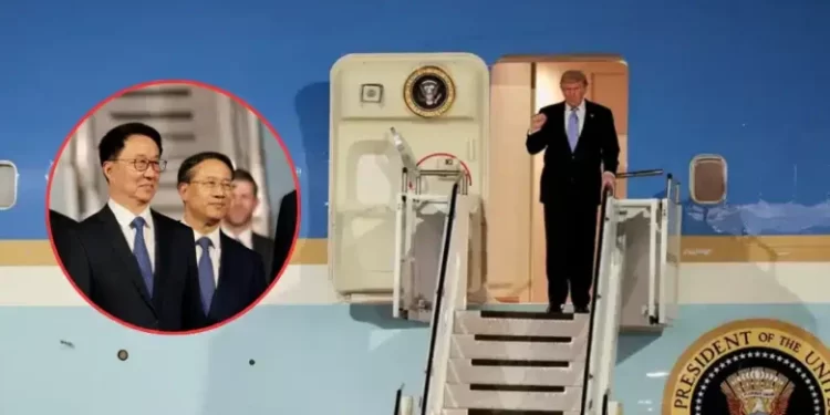 Donald Trump llegando a Pekín durante su visita oficial a China en 2026