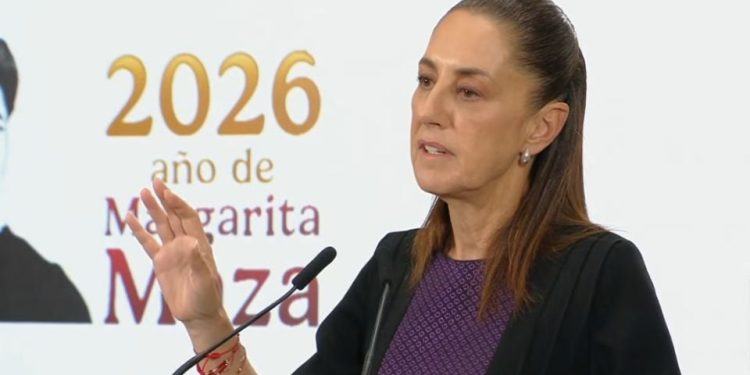 “Está en Sinaloa”: Sheinbaum afirma que Rocha Moya sigue en México y minimiza ataque