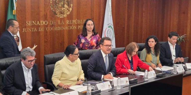 Senado analiza aplazar elección judicial hasta el 2028