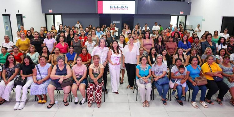 Benefician a 150 emprendedoras con tarjetas del programa Ellas Facturan
