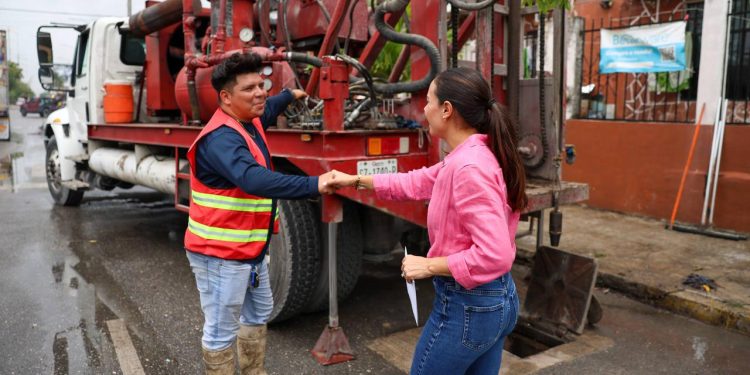 Supervisa Ana Paty Peralta trabajos preventivos por lluvias en Cancún