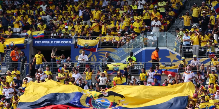 Prensa ecuatoriana prefiere enfrentar a Inglaterra que a México