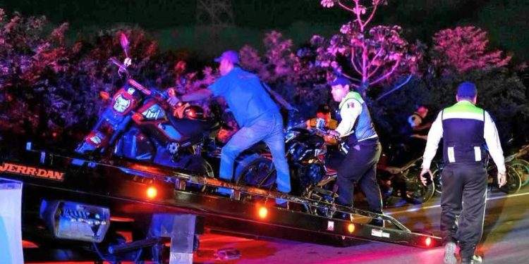 Aseguran 104 motocicletas y detienen a 91 personas en Cancún
