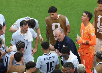 Bielsa acusó a referentes de Uruguay en charla íntima en Mundial 2026