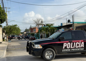 Encuentran a un hombre sin vida en calles de la Supermanzana 100