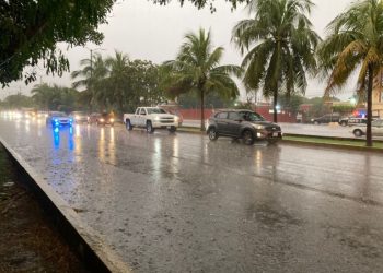 Lluvias intensas ponen en alerta al sur de Quintana Roo este lunes