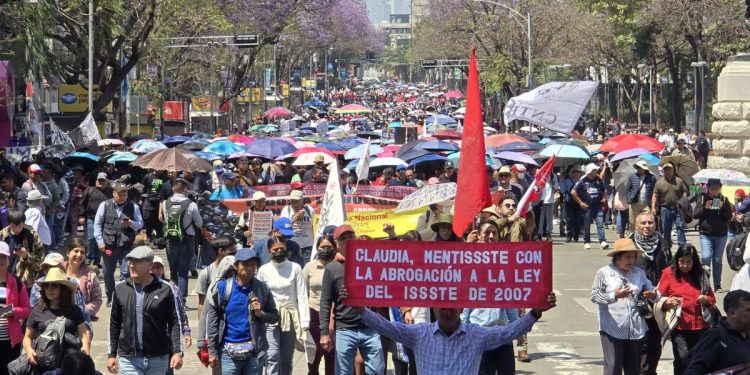 CNTE anuncia bloqueos en Reforma; prevén múltiples movilizaciones en CDMX
