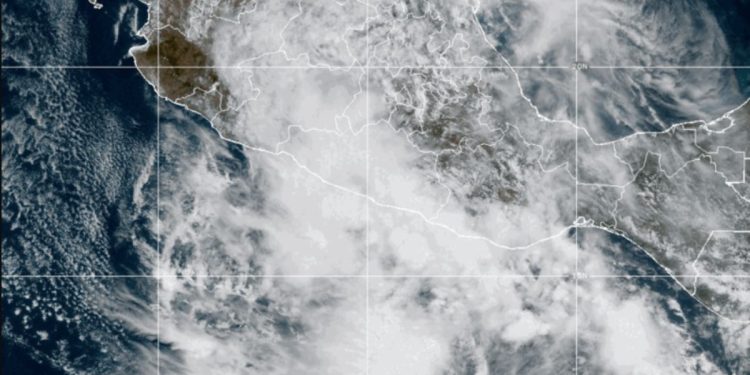 Se forma la depresión tropical Dos-E frente a Acapulco