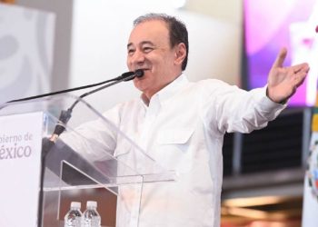 “No voy a mostrar mi visa para responder rumores”: Alfonso Durazo rechaza señalamientos de investigación