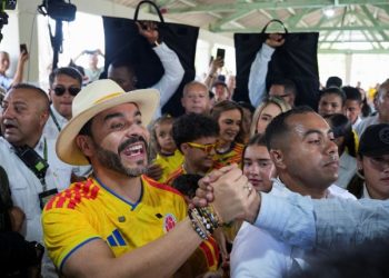 Abelardo de la Espriella derrota a Iván Cepeda y gana la presidencia de Colombia