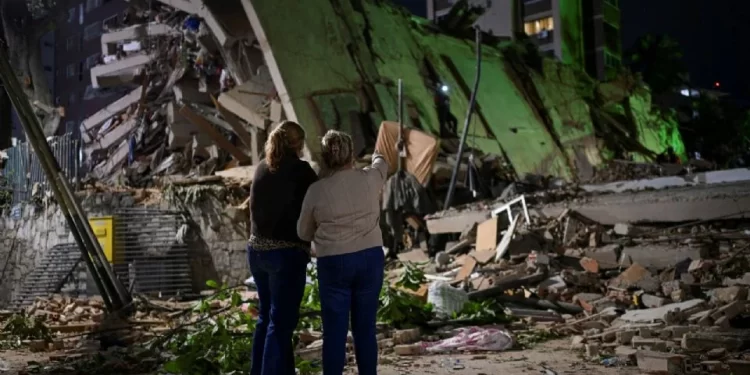 Suman 164 muertos y 970 heridos tras doble sismo en Venezuela