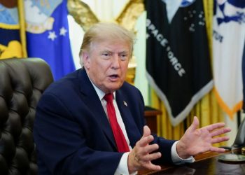 Trump anunciaría este miércoles que no extenderá el T-MEC durante su revisión: Reuters