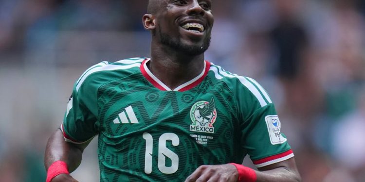 Playera de México rompe récord como la más vendida del Mundial 2026