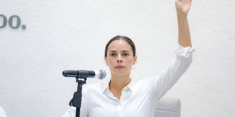 Seguiré trabajando con amor y responsabilidad para el pueblo: Ana Paty Peralta