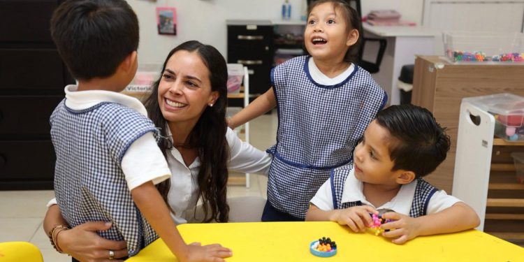 Ana Paty Peralta reafirma atención integral para niñas, niños y adolescentes
