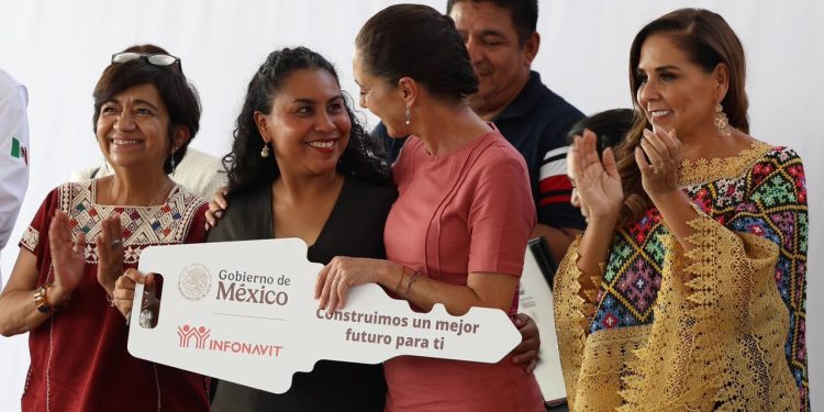 Más familias reciben vivienda digna en Cancún mediante coordinación gubernamental