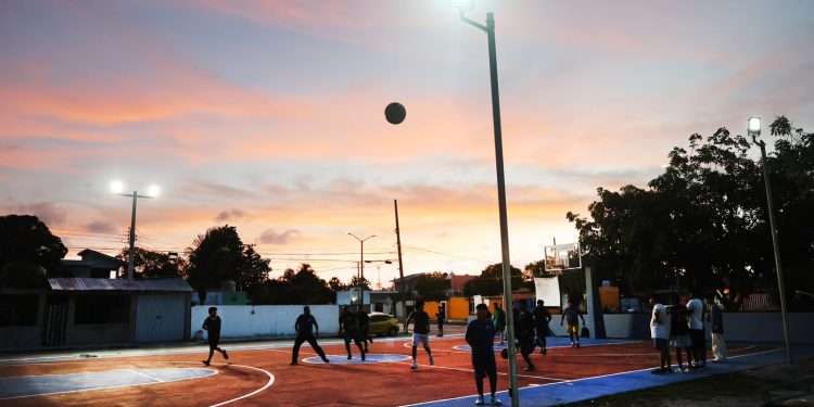 La transformación avanza con espacios dignos para familias