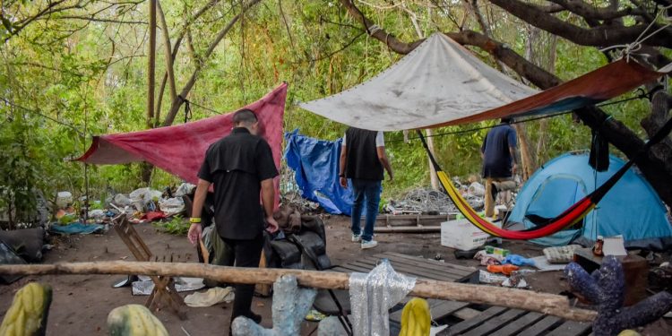 Refuerza Ayuntamiento de BJ atención social en avenida Chichén Itzá