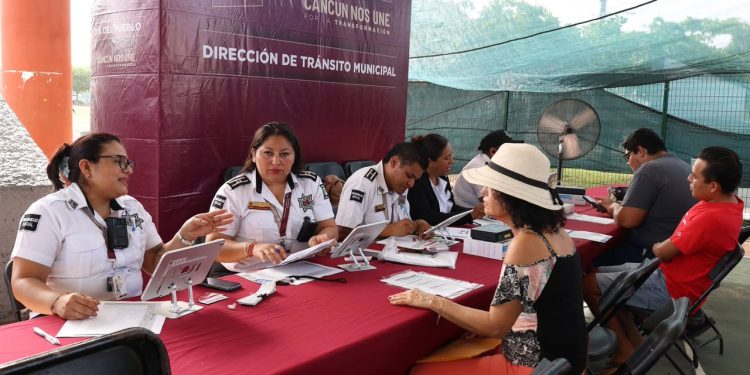 Trámites y descuentos destacan entre los beneficios del “Día del Pueblo” en Cancún