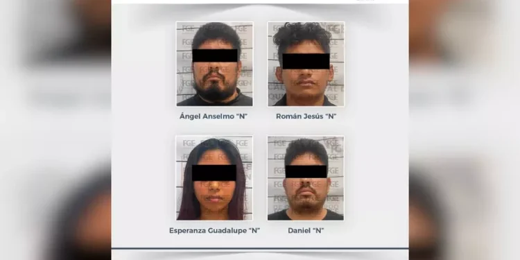 Detienen a cuatro presuntos extorsionadores por amenazas a bar en Playa del Carmen