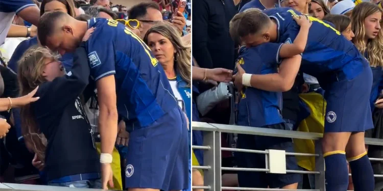 El emotivo gesto de Dzeko tras la eliminación de Bosnia en el Mundial