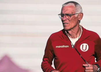 Héctor Cúper no está contento con la situación en Universitario