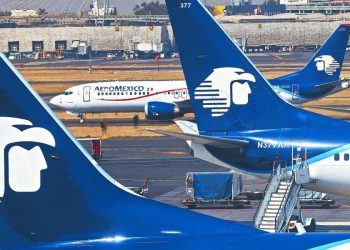 Sobrecargos rechazan en urnas el convenio de Aeroméxico