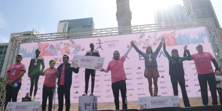 Ganadores del Medio Maratón CDMX 2026 en cada categoría