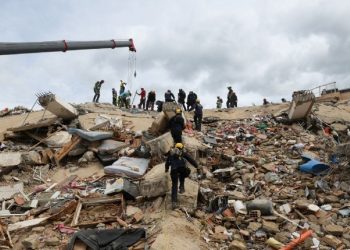 Sube a 2 mil 645 cifra de muertos por terremotos en Venezuela