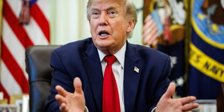 Trump rechaza ampliar el T-MEC por 16 años; habrá revisiones anuales hasta 2036