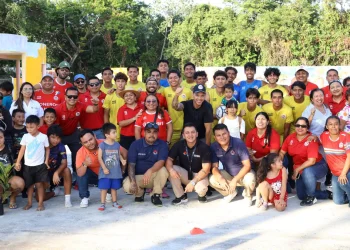 Fortalece Ayuntamiento de BJ convivencia familiar en la SM 94 con “El Fútbol Nos Une”