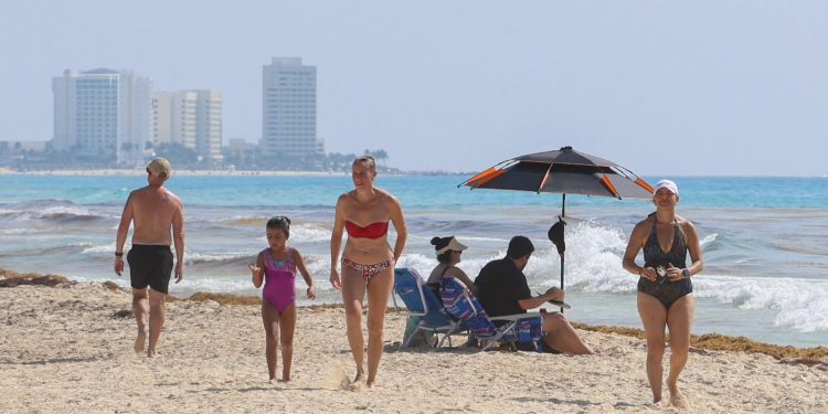 Esta temporada de verano Cancún fortalece su liderazgo turístico con eventos de gran convocatoria