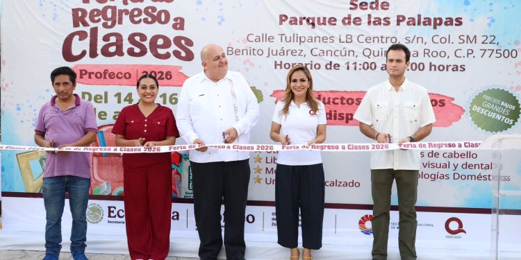 Inauguran “Feria de Regreso a Clases 2026” en Parque de las Palapas