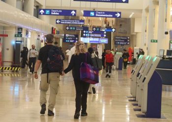 Canadá lidera la ruta aérea con más pasajeros hacia Cancún