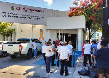 Taxistas de Cancún exigen operativos permanentes contra Uber, DiDi e inDrive