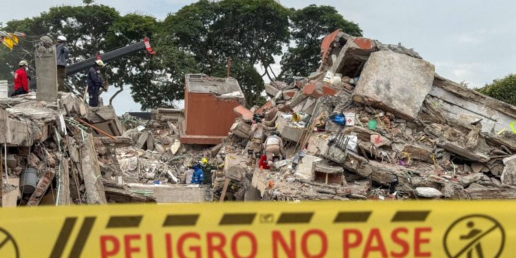 Sheinbaum confirma muerte de dos mexicanos tras terremoto en Colombia
