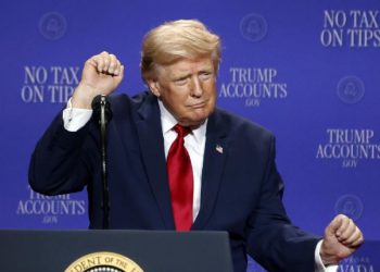 “Nos robaron durante años”: Trump arremete contra México y otros países por los aranceles