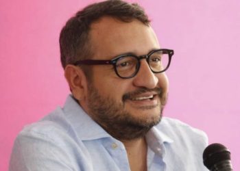 “Es injerencia política”: Morena respalda a hijo de AMLO tras retiro de visa de EU