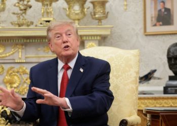 Trump declara al estrecho de Ormuz como “nuevo territorio de EU” tras vencer plazo con Irán