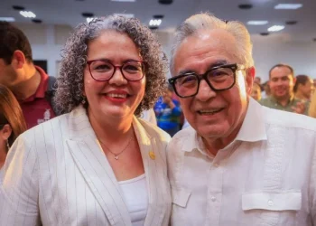 Congreso de Sinaloa designa nueva gobernadora interina: Graciela Domínguez, morenista y exsecretaria de Educación con Rocha Moya