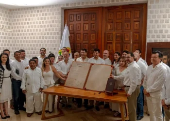 Ciudadanos de Quintana Roo exigen defender la soberanía estatal