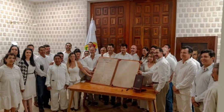 Ciudadanos de Quintana Roo exigen defender la soberanía estatal