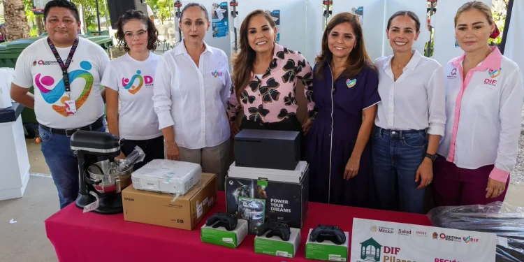 Ana Paty recibe equipamiento para fortalecer CDC DIF PILARES