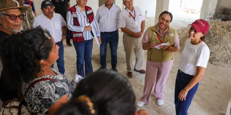 Ana Paty revisa avances de ludoteca en Cancún