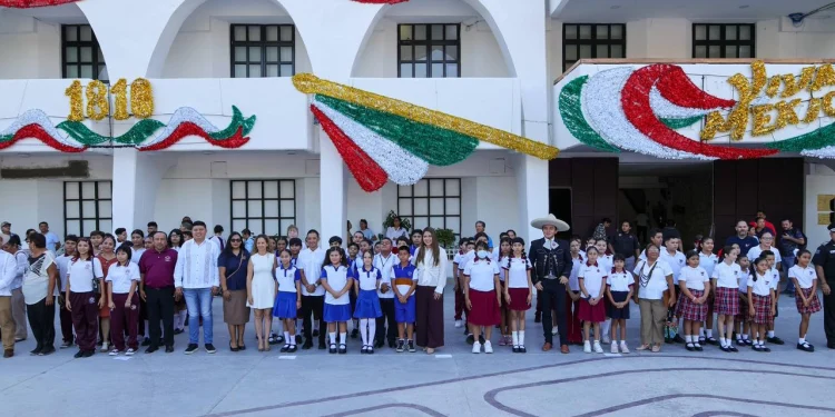 Inician “Fiestas Patrias Cancún 2026” con homenaje cívico